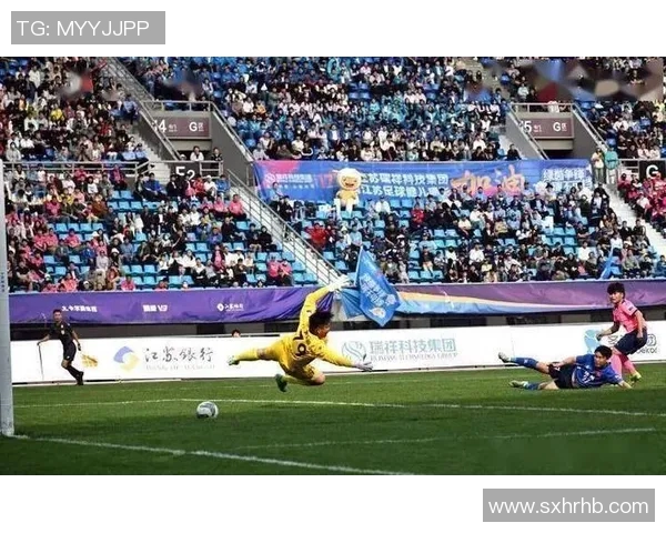 中超第七轮精彩直播回顾与分析球迷热议赛场表现与战术较量