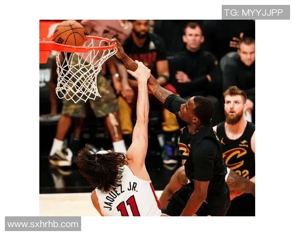 2018年NBA季后赛热火与骑士激烈对决回顾与精彩瞬间分析