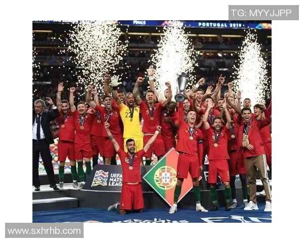 葡萄牙队力克荷兰队获得欧洲杯季军，勇创辉煌