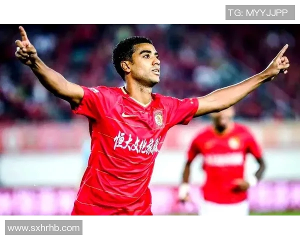 深圳与广州恒大足球对决直播全程回顾及精彩瞬间分析